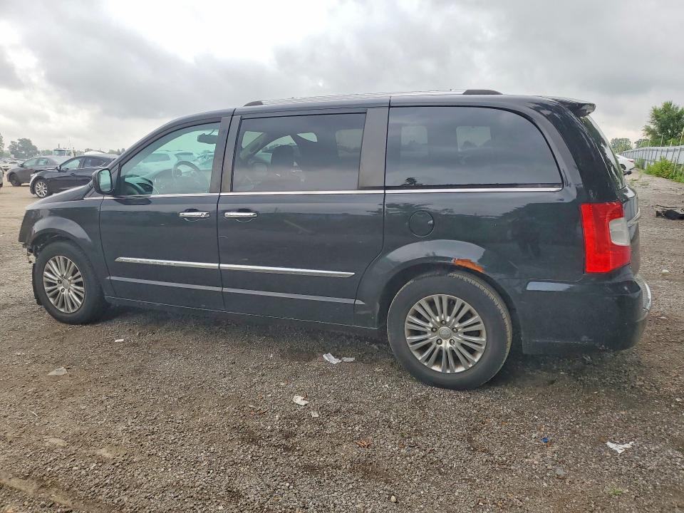 63301676 :رقم المزاد ، 2C4RC1JG5GR100028 vin ، 2016 Chrysler Town & Country مزاد بيع