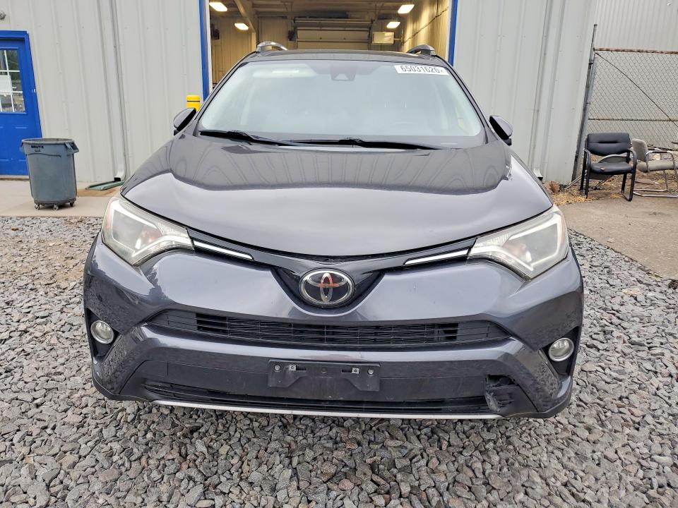 Продажа на аукционе авто 2018 Toyota Rav4, vin: JTMWFREV2JJ186203, номер лота: 65031626