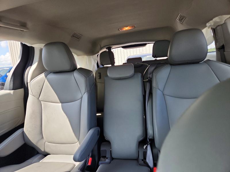 Продажа на аукционе авто 2024 Toyota Sienna, vin: 5TDJRKEC5RS200634, номер лота: 66143186