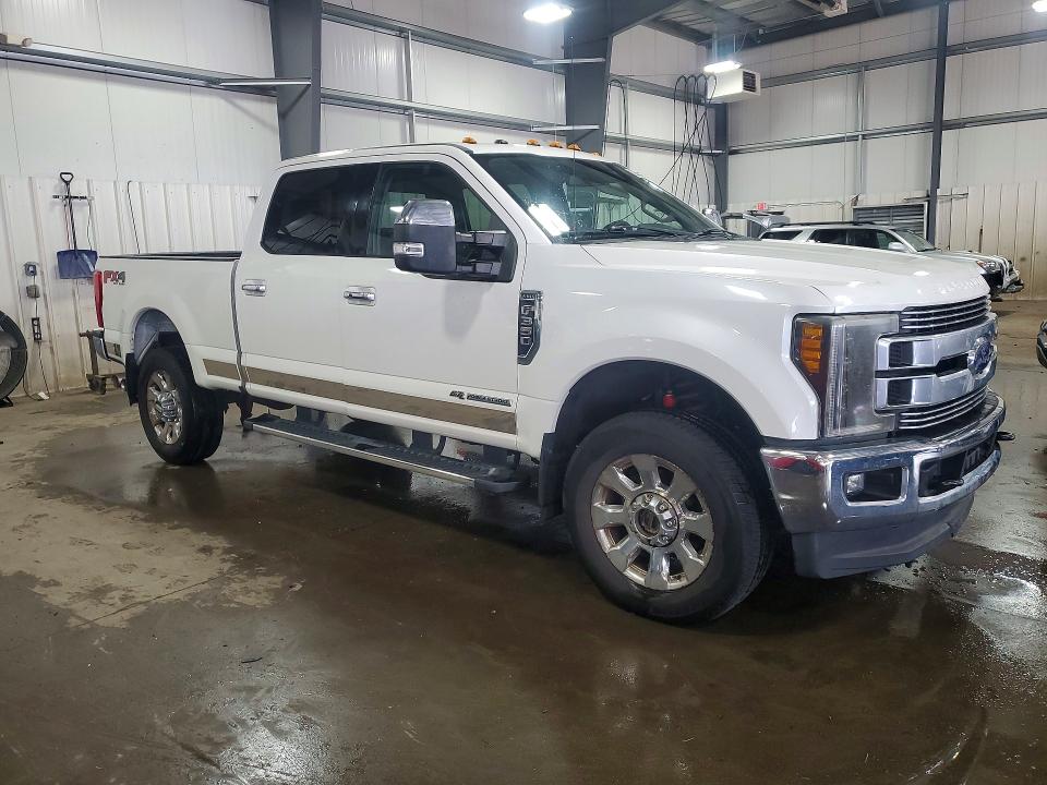 Продаж на аукціоні авто 2017 Ford F350, vin: 1FT8W3BT0HEB35696, номер лоту: 63546476