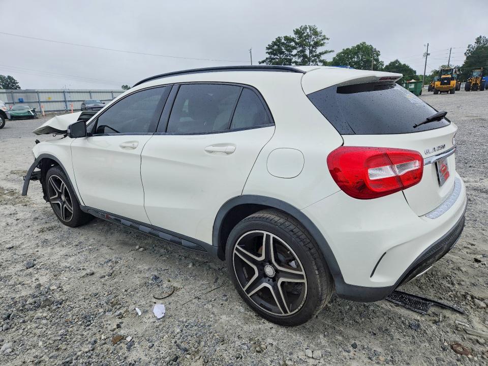 63994196 :رقم المزاد ، WDCTG4EB7HJ329398 vin ، 2017 Mercedes-benz Gla مزاد بيع