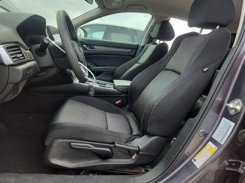 64974956 :رقم المزاد ، 1HGCV1F14JA227659 vin ، 2018 Honda Accord مزاد بيع