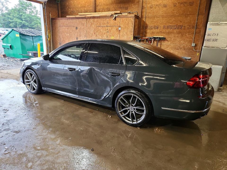 64439426 :رقم المزاد ، 1VWAA7A36JC011228 vin ، 2018 Volkswagen Passat مزاد بيع