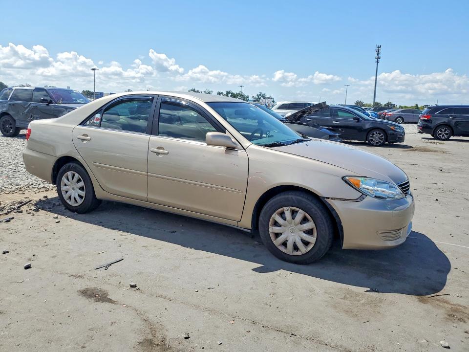 2005 Toyota Camry მანქანა იყიდება აუქციონზე, vin: 4T1BE32K95U035349, აუქციონის ნომერი: 66389256