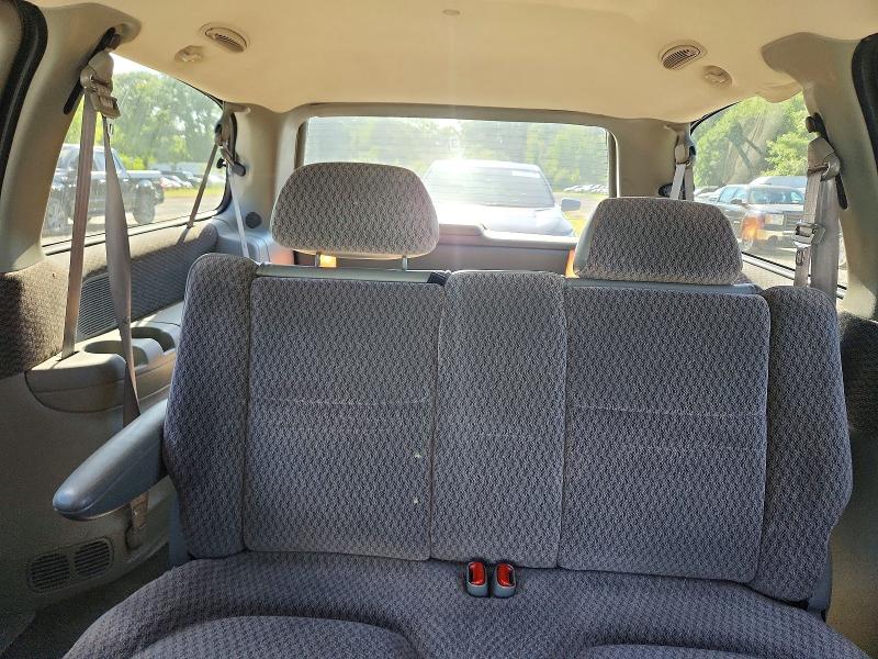 2000 Dodge Grand Caravan მანქანა იყიდება აუქციონზე, vin: 1B4GP44G7YB766796, აუქციონის ნომერი: 63672696