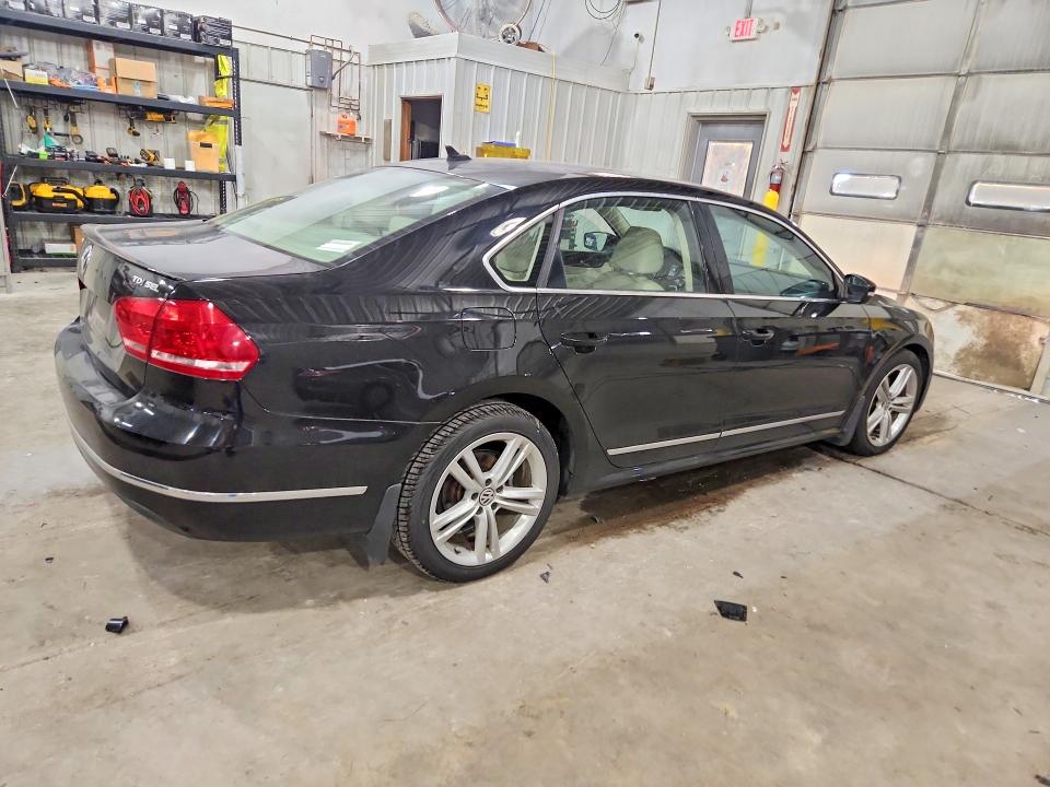 Продажа на аукционе авто 2014 Volkswagen Passat, vin: 1VWCN7A32EC107683, номер лота: 65136906