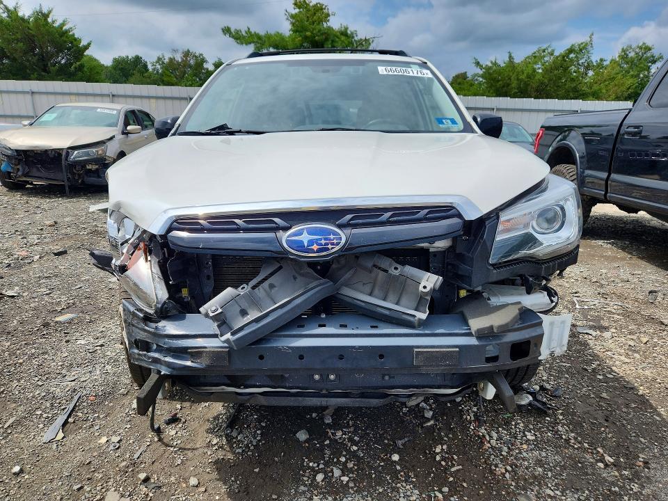 Продажа на аукционе авто 2018 Subaru Forester, vin: JF2SJAGCXJH576467, номер лота: 66606176