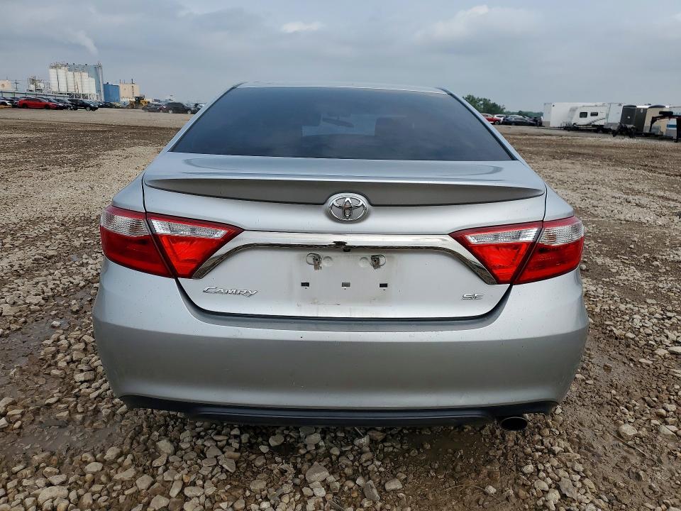 Aukcja sprzedaży 2015 Toyota Camry, vin: 4T1BF1FK3FU970914, numer aukcji: 64564256