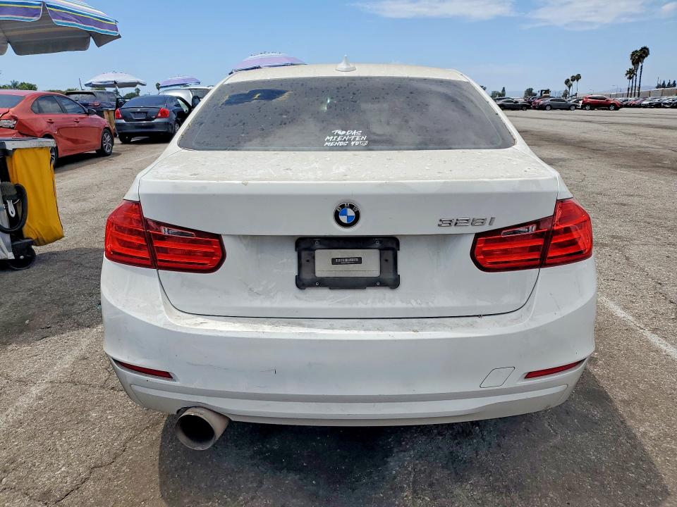 64592366 :رقم المزاد ، WBA3C1C59FK122724 vin ، 2015 Bmw 328 مزاد بيع