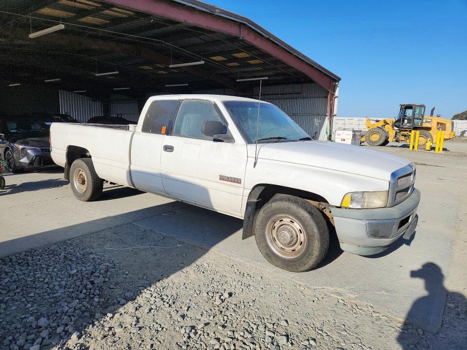 Aukcja sprzedaży 1998 Dodge Ram 2500, vin: 3B7KC22D7WG155872, numer aukcji: 62432206