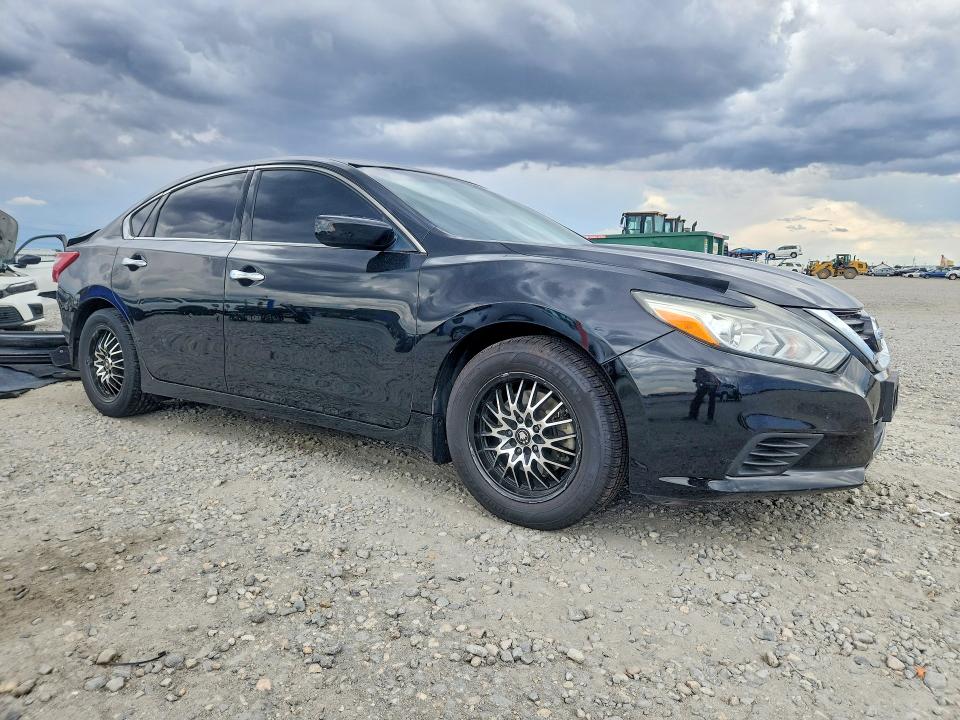 Продажа на аукционе авто 2017 Nissan Altima, vin: 1N4AL3AP2HC255791, номер лота: 65235016