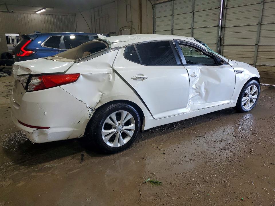 Продажа на аукционе авто 2012 Kia Optima, vin: KNAGM4A79C5275327, номер лота: 62762106