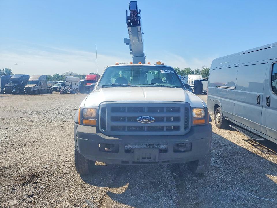 2005 Ford F450 მანქანა იყიდება აუქციონზე, vin: 1FDXF47Y65ED06447, აუქციონის ნომერი: 65010426