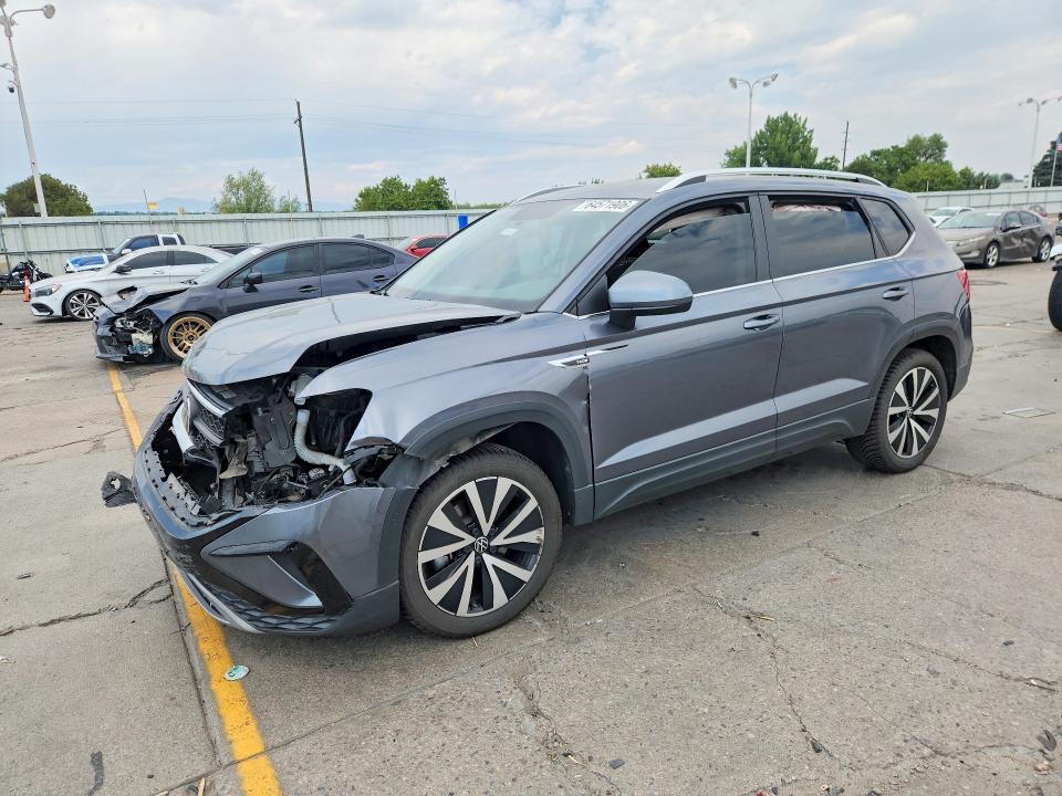 Продажа на аукционе авто 2022 Volkswagen Taos, vin: 3VVWX7B28NM019592, номер лота: 64571906