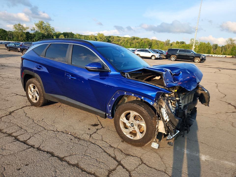 66524446 :رقم المزاد ، 5NMJBCAE3NH104760 vin ، 2022 Hyundai Tucson مزاد بيع