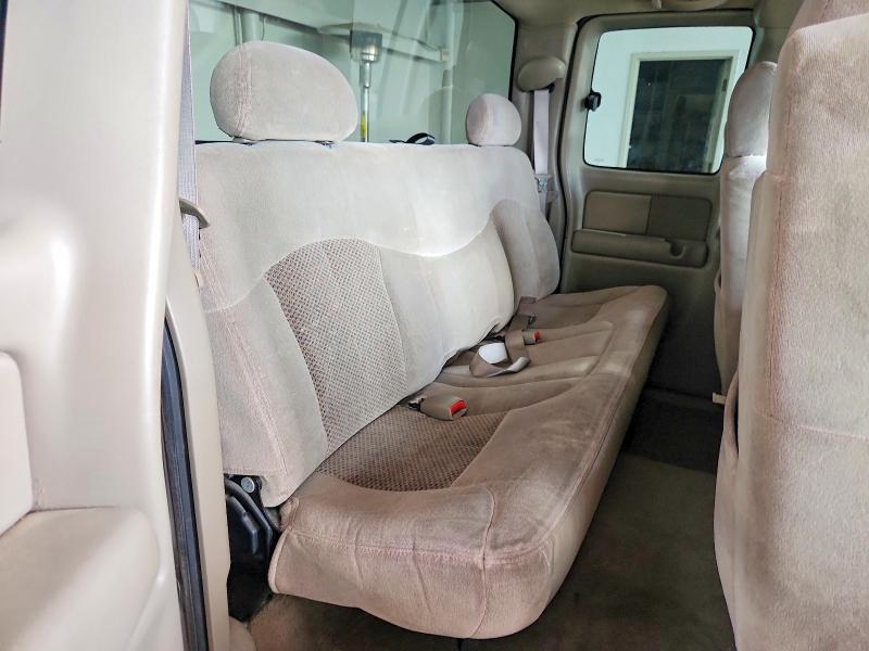 Продаж на аукціоні авто 2001 Chevrolet Silverado, vin: 2GCEC19W211324485, номер лоту: 63551956