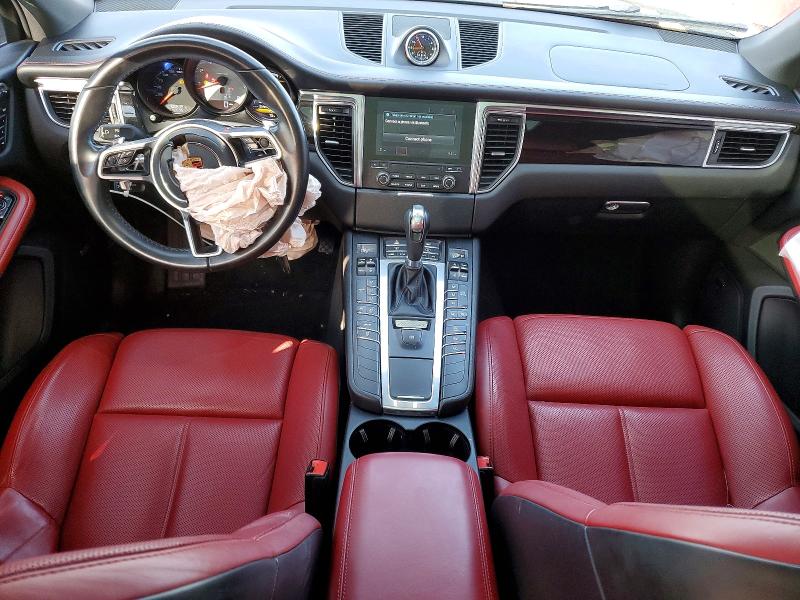 65584686 :رقم المزاد ، WP1AB2A57JLB30683 vin ، 2018 Porsche Macan مزاد بيع