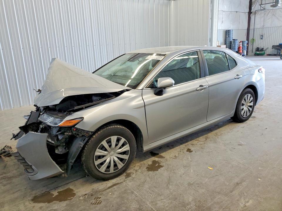 Auction sale of the 2022 Toyota Camry, vin: 4T1C31AK4NU575112, lot number: 63899846