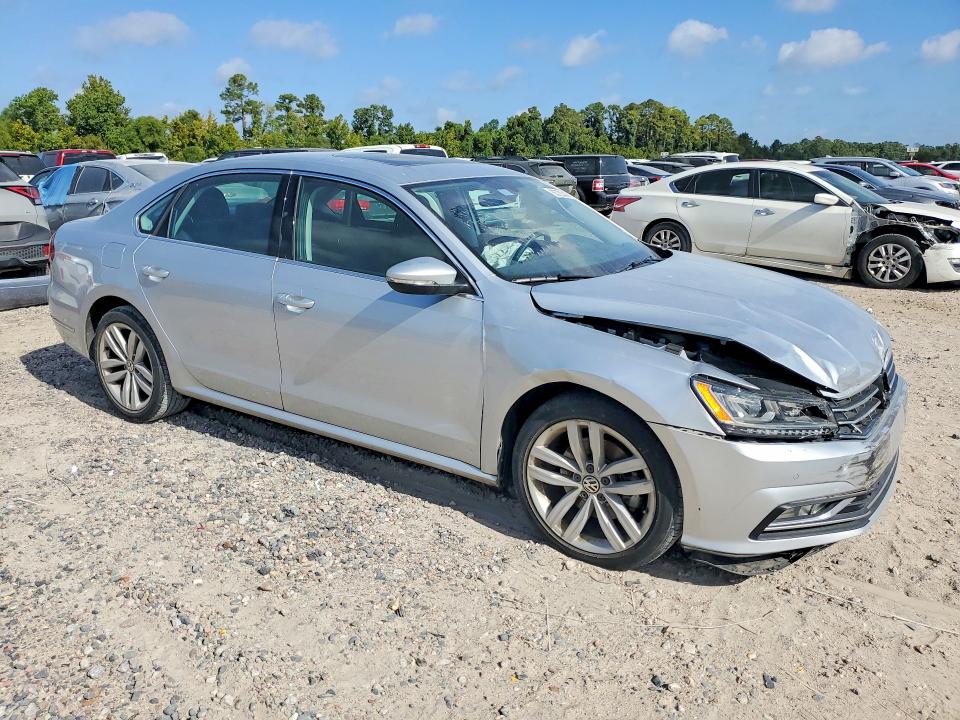 65720346 :رقم المزاد ، 1VWBA7A38JC041738 vin ، 2018 Volkswagen Passat مزاد بيع