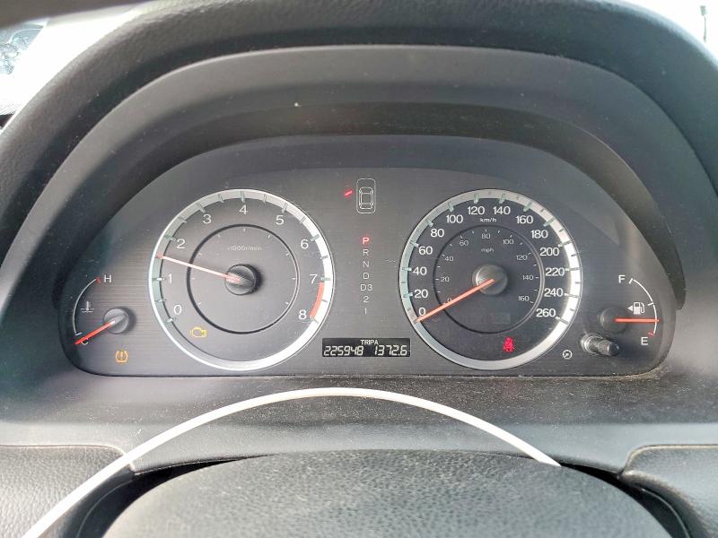 64898806 :رقم المزاد ، 1HGCP2F74BA803613 vin ، 2011 Honda Accord مزاد بيع