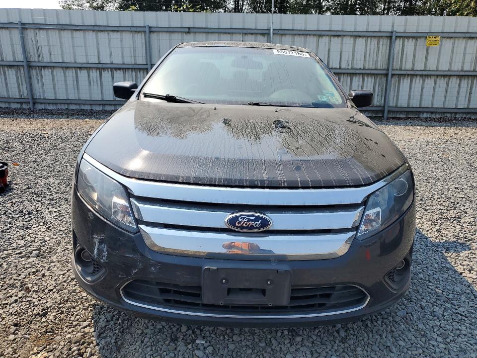 2010 Ford Fusion მანქანა იყიდება აუქციონზე, vin: 3FAHP0HA7AR202711, აუქციონის ნომერი: 65072186