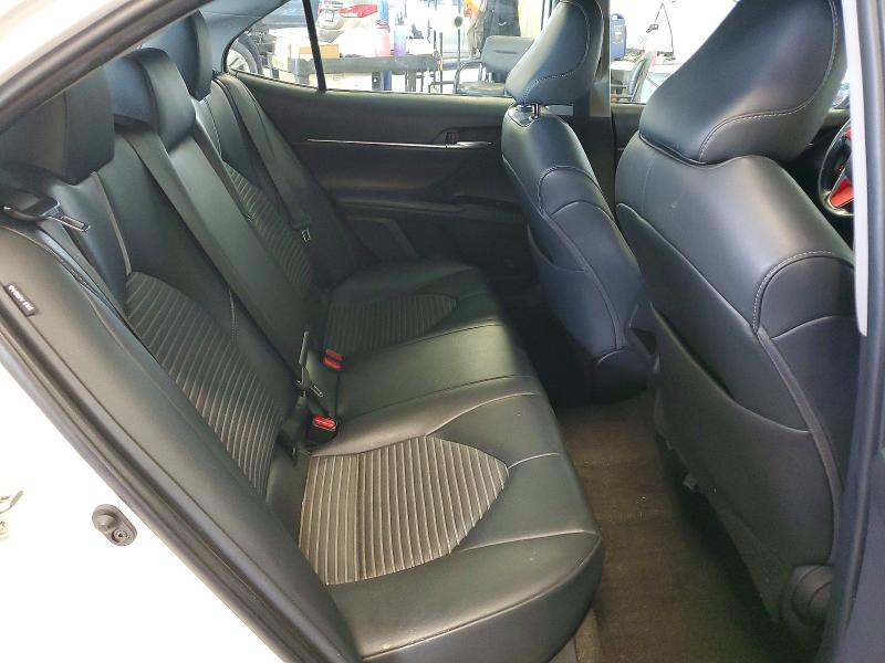 63223696 :رقم المزاد ، 4T1B11HK9KU274905 vin ، 2019 Toyota Camry مزاد بيع