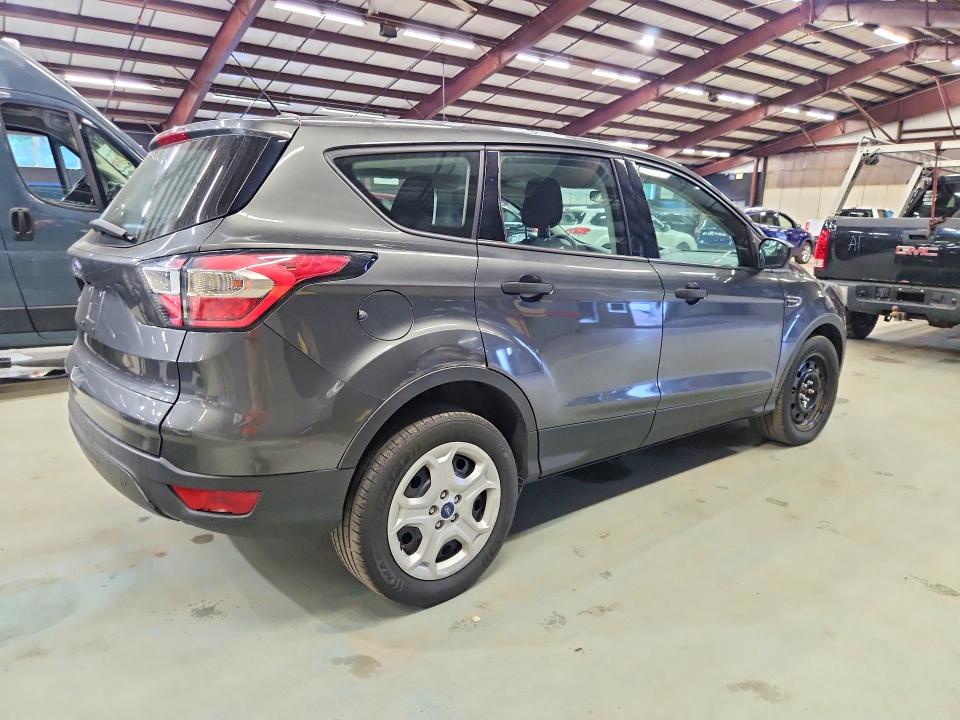 Продажа на аукционе авто 2018 Ford Escape, vin: 1FMCU0F7XJUA18842, номер лота: 65310736