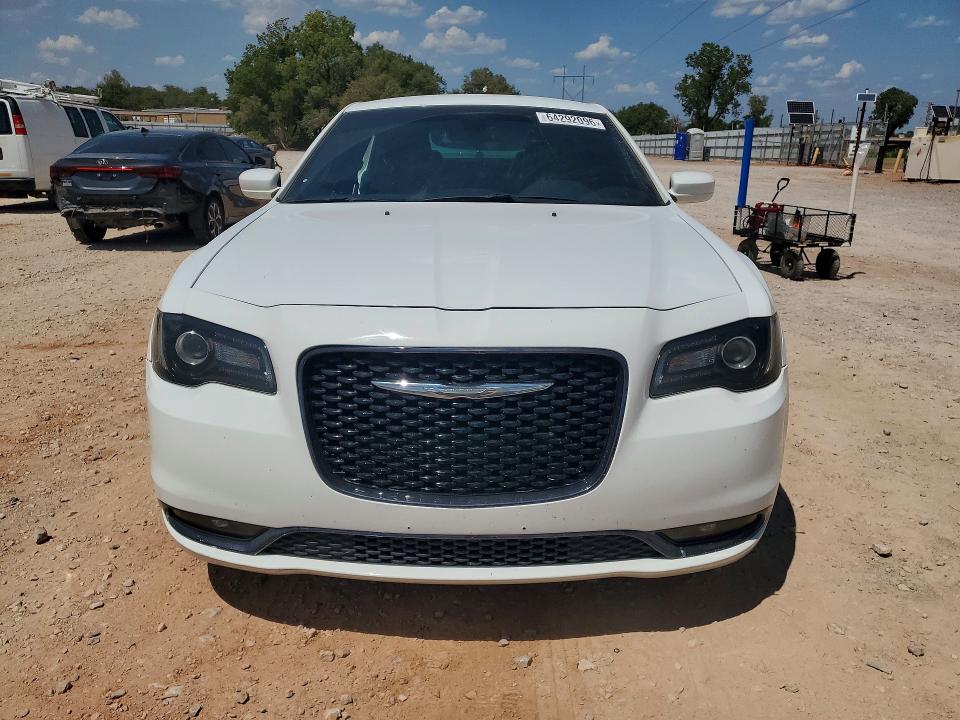 Aukcja sprzedaży 2018 Chrysler 300, vin: 2C3CCABG4JH214365, numer aukcji: 64292096
