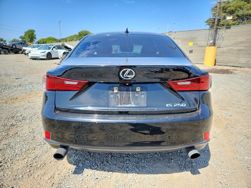 2015 Lexus Is მანქანა იყიდება აუქციონზე, vin: JTHBF1D22F5054421, აუქციონის ნომერი: 63699316