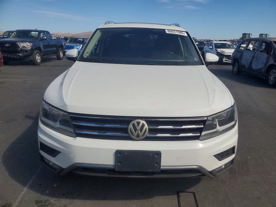 66931586 :رقم المزاد ، 3VV3B7AX3JM087324 vin ، 2018 Volkswagen Tiguan مزاد بيع
