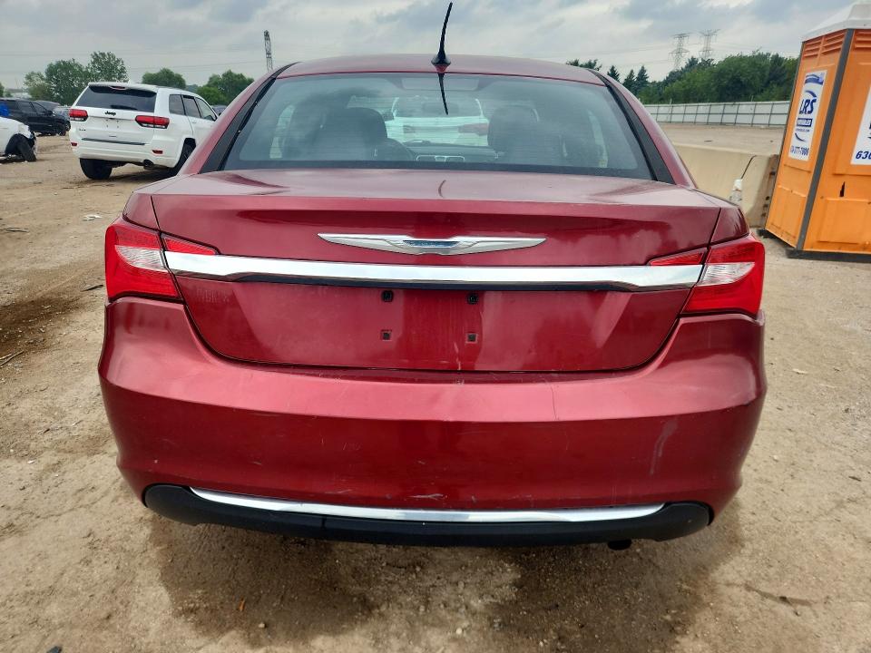 64222766 :رقم المزاد ، 1C3CCBAB4EN122648 vin ، 2014 Chrysler 200 مزاد بيع