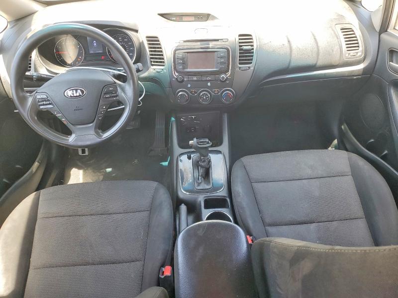 63767136 :رقم المزاد ، 3KPFK4A77JE271671 vin ، 2018 Kia Forte مزاد بيع