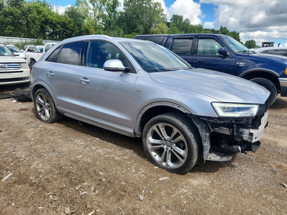 64151776 :رقم المزاد ، WA1JCCFS2JR030291 vin ، 2018 Audi Q3 مزاد بيع