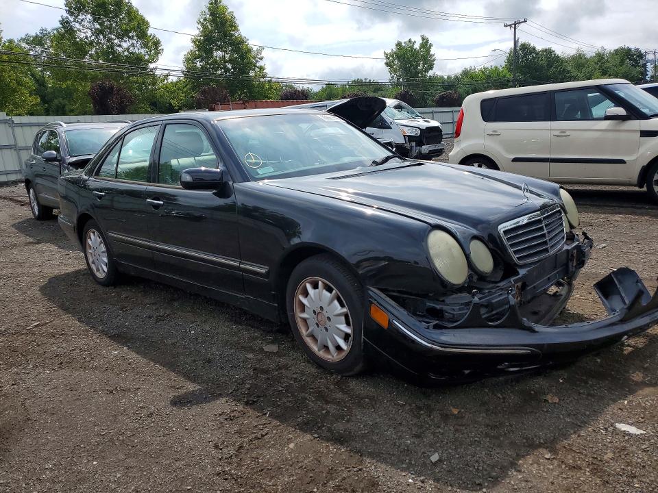 65666546 :رقم المزاد ، WDBJF65J01B340485 vin ، 2001 Mercedes-benz E مزاد بيع