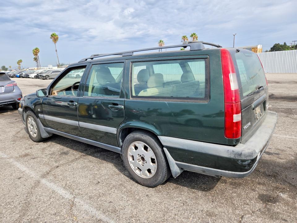 2000 Volvo V70 მანქანა იყიდება აუქციონზე, vin: YV1LZ56D6Y2657339, აუქციონის ნომერი: 66948016
