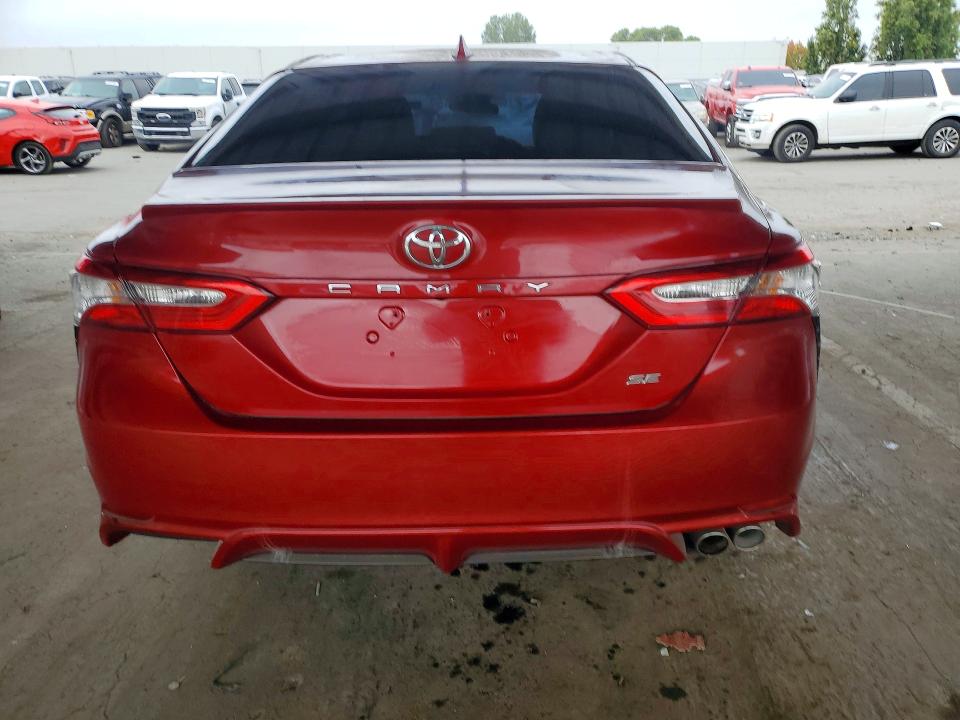 2020 Toyota Camry მანქანა იყიდება აუქციონზე, vin: 4T1G11AK0LU374652, აუქციონის ნომერი: 61362006