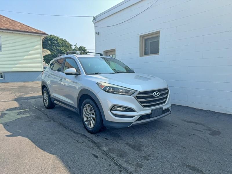 65103296 :رقم المزاد ، KM8J3CA29GU192143 vin ، 2016 Hyundai Tucson مزاد بيع