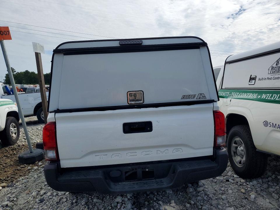 2018 Toyota Tacoma მანქანა იყიდება აუქციონზე, vin: 5TFRX5GN3JX128730, აუქციონის ნომერი: 63825916