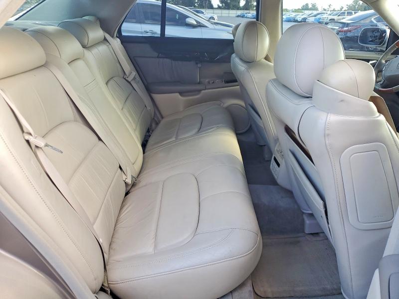 63990016 :رقم المزاد ، 1G6KE57Y9YU226743 vin ، 2000 Cadillac Deville مزاد بيع