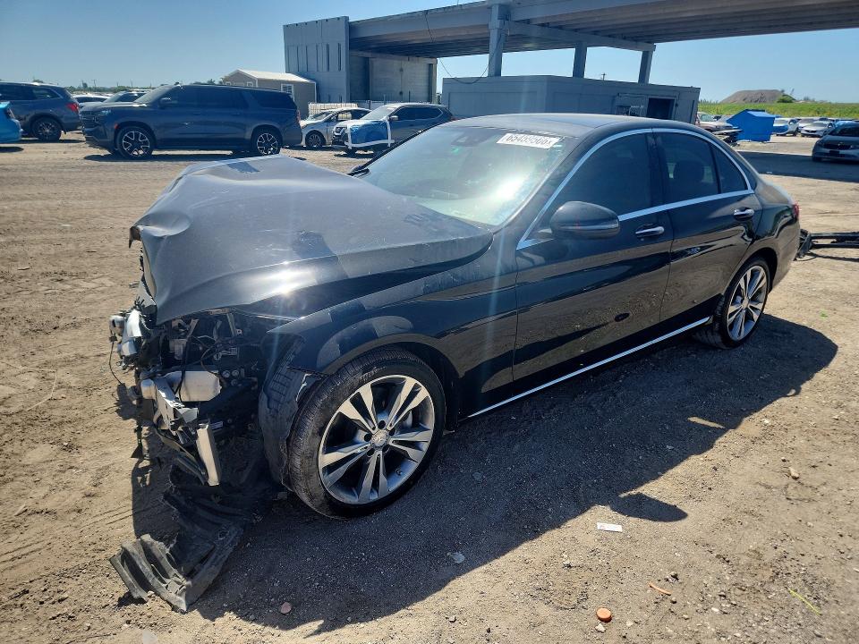 65459566 :رقم المزاد ، 55SWF4JB6HU187031 vin ، 2017 Mercedes-benz C مزاد بيع