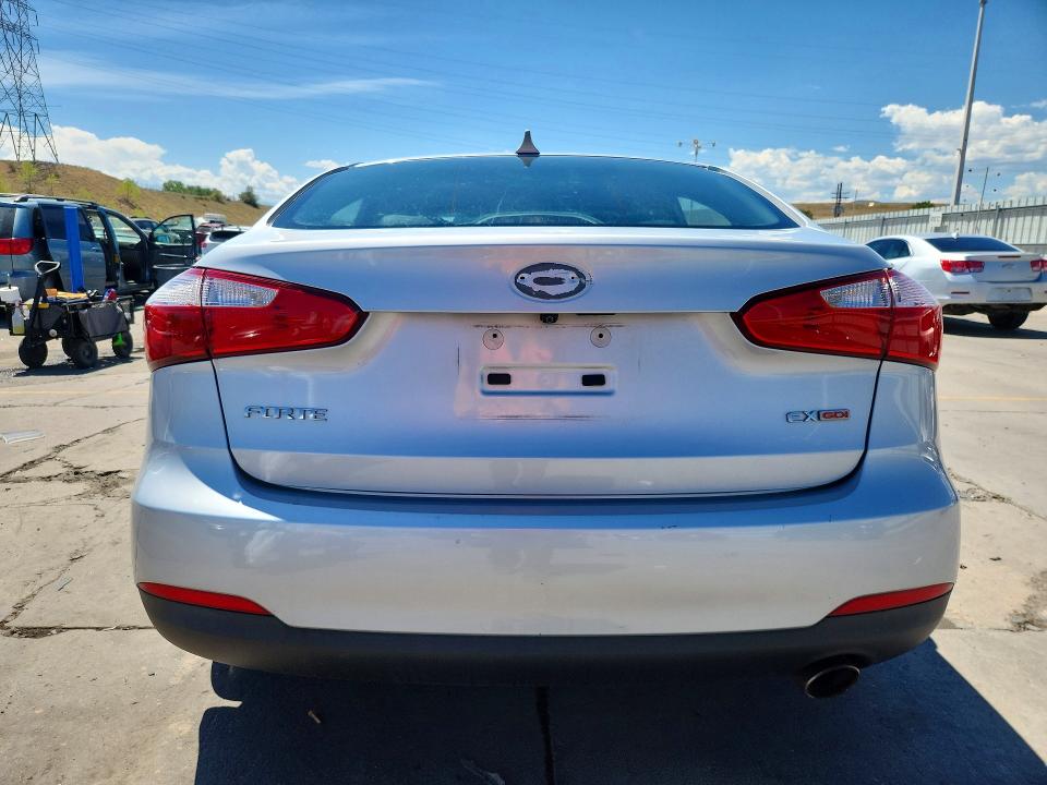 2016 Kia Forte მანქანა იყიდება აუქციონზე, vin: KNAFZ4A81G5550927, აუქციონის ნომერი: 65839836