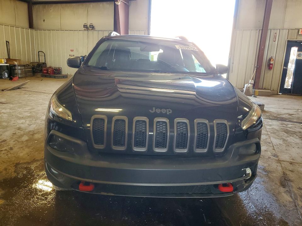 63396756 :رقم المزاد ، 1C4PJMBS4FW647279 vin ، 2015 Jeep Cherokee مزاد بيع