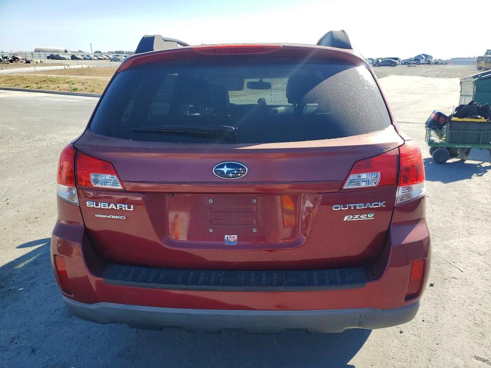 2011 Subaru Outback მანქანა იყიდება აუქციონზე, vin: 4S4BRBGC8B3370748, აუქციონის ნომერი: 65690956