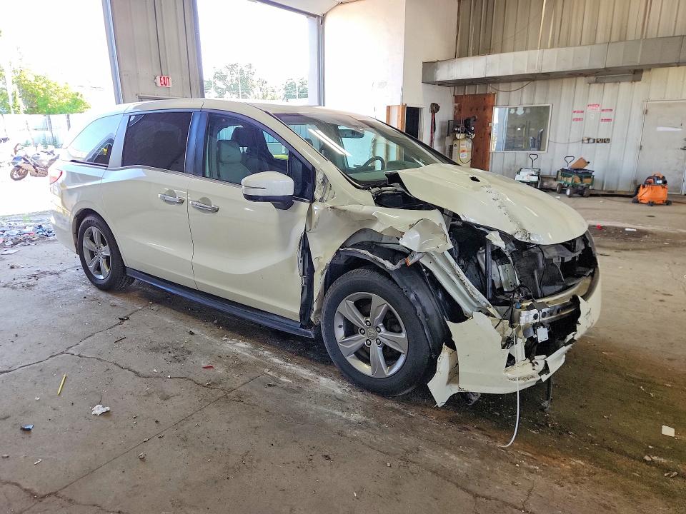 63314496 :رقم المزاد ، 5FNRL6H77JB085506 vin ، 2018 Honda Odyssey مزاد بيع