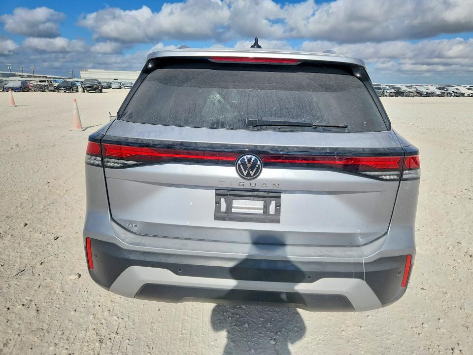 2025 Volkswagen Tiguan მანქანა იყიდება აუქციონზე, vin: 3VVFR7RM0SM033077, აუქციონის ნომერი: 64662836