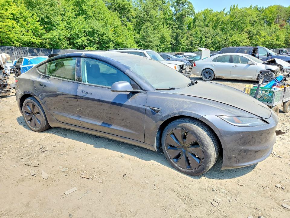 Продаж на аукціоні авто 2024 Tesla Model 3, vin: 5YJ3E1EAXRF729367, номер лоту: 64804486