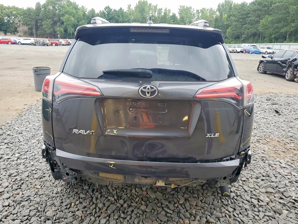 Продажа на аукционе авто 2018 Toyota Rav4, vin: JTMWFREV2JJ186203, номер лота: 65031626