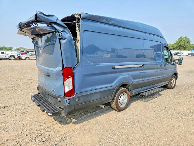 67336046 :رقم المزاد ، 1FTBR3U81NKA61319 vin ، 2022 Ford Transit مزاد بيع