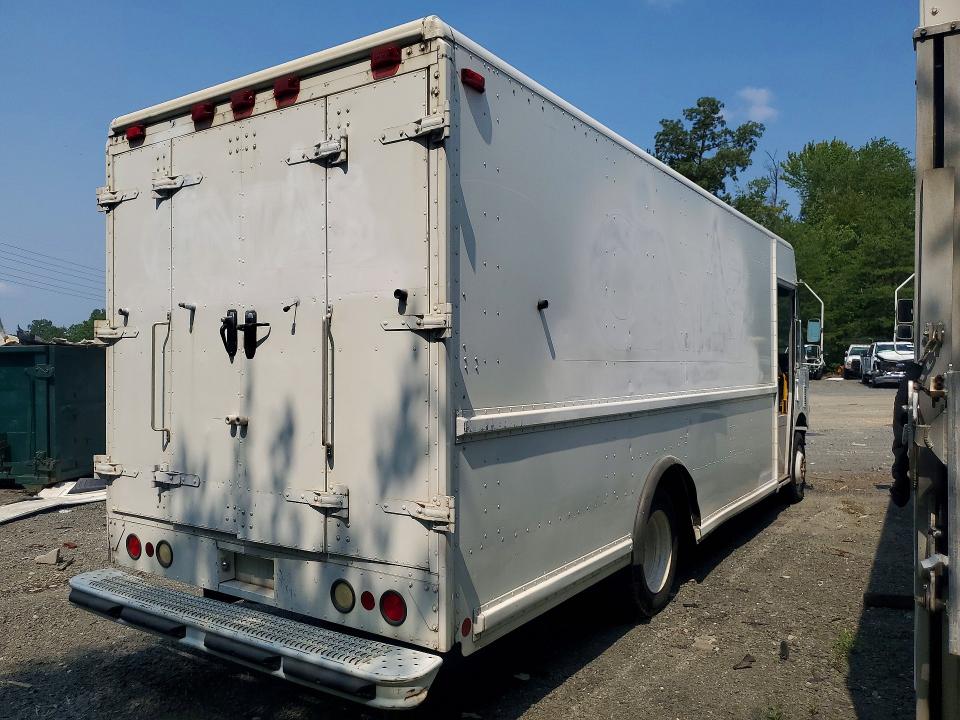 2004 Freightliner Mt45 Chassis მანქანა იყიდება აუქციონზე, vin: 4UZAANCP34CM43380, აუქციონის ნომერი: 64031396