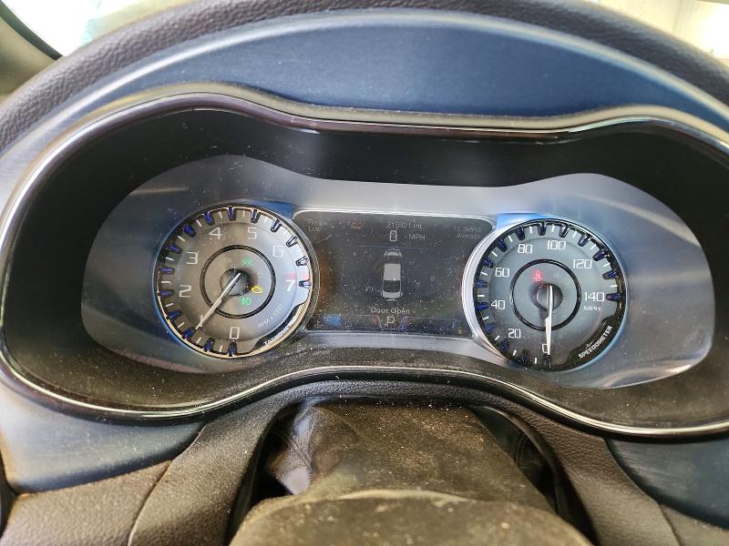 66635146 :رقم المزاد ، 1C3CCCBG9FN505874 vin ، 2015 Chrysler 200 مزاد بيع